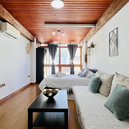 Estudio Buddha En El Centro De Nerja - South Costa Zewnętrze zdjęcie